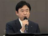 「KDDI松田社長、「スマホを軸にAIデバイス増やしたい」」の画像1