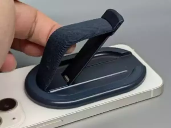 [本日の一品]派手さはないが堅実な使い勝手、スタンド機能も付属したMagSafe対応スマホバンド「MagGrip Pro」