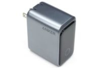 [スタパ齋藤の「スタパトロニクスMobile」]手のひらサイズで160W！　画面付き「Anker Prime Charger」が超楽しくてサイコーだったッ!!!