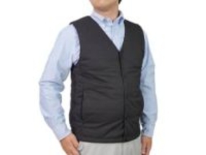 サンコー、1枚で温かいヒーターベスト。4段階サイズ調整