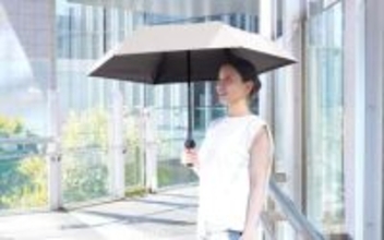 サンコー、風が吹いて涼しい日傘　ファン内蔵