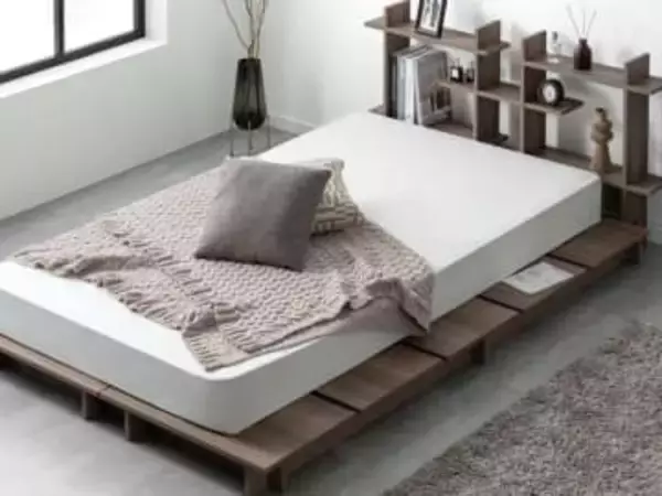 ネジや工具不要で組み立てられるベッド　パーツはめるだけ