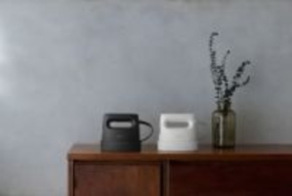 パナソニックの衣類スチーマー　立ち上がり約15秒ですぐ使える