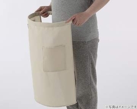 ニトリ、ひも結ばなくていいエプロン　腰にはめるだけ