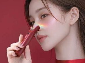 鼻や人中まわり引き締めるEMSスティック、アテックス