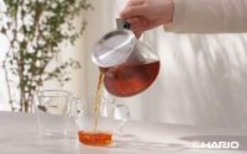 ハリオ、片手で注ぎやすいティーポット