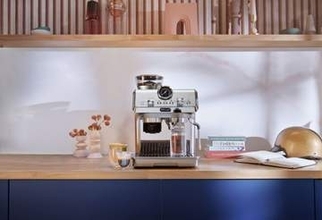 デロンギ、バリスタみたいに淹れられるエスプレッソマシン
