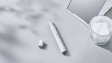 パナソニック、細かいウブ毛にも使える電動眉毛抜き