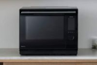 パナソニック、焼き鮭と味噌汁を同時に作れるビストロオーブン