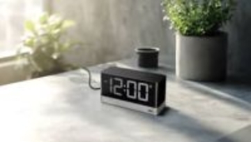 ブラウンの見やすいデジタル時計　ムードライト付き