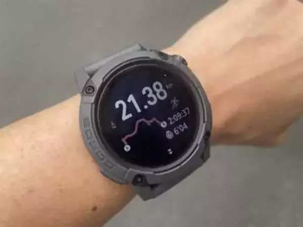 タフなGPSウォッチのカロス ノマド、走る以外にも様々なシーンに合う!