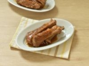 簡単なのに豪華見え! スペアリブのオレンジジュース煮込み