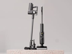 ロボロック、吸引と水拭きできるパーツ交換型の掃除機　自動洗浄乾燥