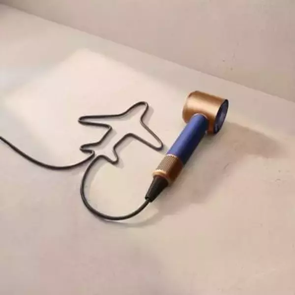 ダイソンの海外でも使えるドライヤーに新色