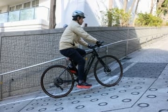 【e-bike試乗レビュー】快速系クロスバイクと個性派ミニベロも試乗【家電 Watch編集長、e-bike買うってよ!】