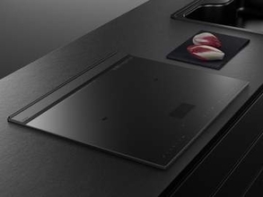 日立の薄型IHクッキングヒーター　排気口すっきり