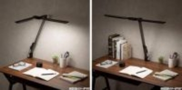 ニトリの目にやさしいデスクライト、太陽光に近い光