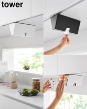 山崎実業、ポリ袋サッと取り出せる吊り下げケース