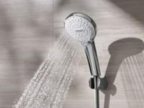 LIXILシャワーヘッド、ウルトラファインバブルで汚れ落とす