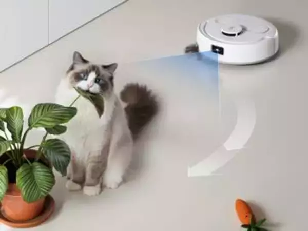 エコバックス、小回りのきくミニロボット掃除機