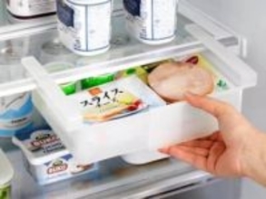 山崎実業の冷蔵庫ラック　横幅自在に調節できる