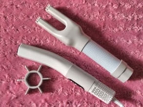 【家電レビュー】10分でぬくぬく「スティック型ふとん乾燥機」収納場所にも困らない