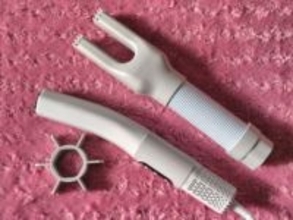 【家電レビュー】10分でぬくぬく「スティック型ふとん乾燥機」収納場所にも困らない