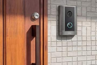 Amazonから日本限定の防犯ドアホン