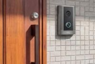 Amazonから日本限定の防犯ドアホン