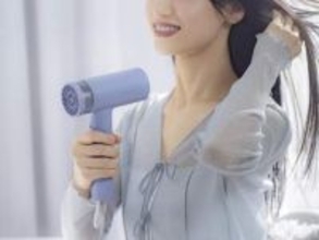 ビックカメラ、軽くて大風量の9980円ドライヤー