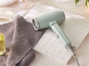 BRUNO、旅行先でも使いやすいドライヤー＆アイロン
