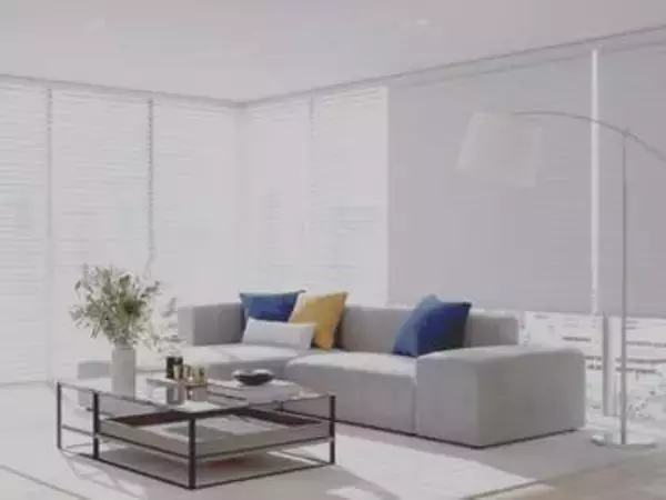 配線工事不要なロールスクリーン、バッテリーで動く　立川ブラインド