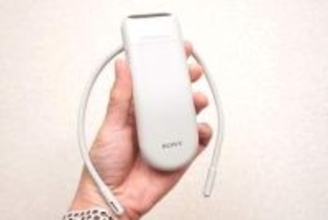 【家電レビュー】ソニーの着るエアコン、軽くスリムなのに冷却パワフル! 第6世代の実力は?