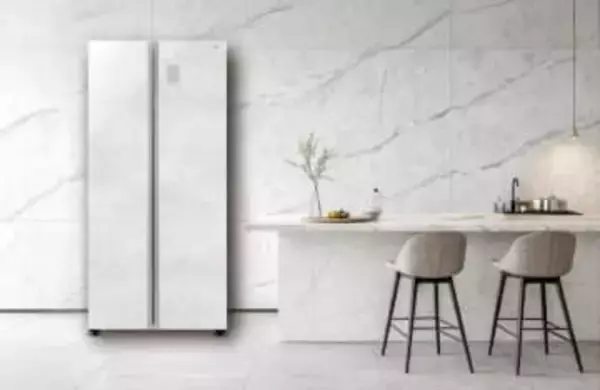 アクア、海外キッチンみたいなパノラマオープン冷蔵庫