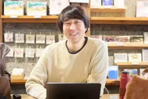 宮城・栗原に500軒以上残存「長屋門」をキャラ化「もんモン」、絵本に　兵庫の編集者・藤本さん「栗原訪問のきっかけに」