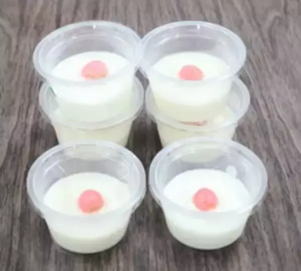 ハスの実使った甘酒プリン完成　宮城・登米総合産業高の生徒が知恵絞る