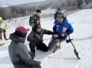 「メイド・イン・フクシマ」で冬季パラ金メダルへ　福島・猪苗代出身の鈴木猛史選手のチェアスキー、地元石川の企業が開発製造