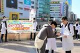 「看護師100人が医療環境改善訴え　仙台市中心部で街頭活動」の画像1