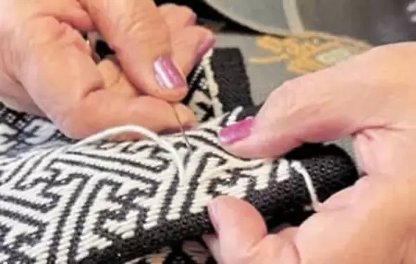 青森の「津軽・南部の刺し子技術」は「記録を残すべき無形民俗文化財」に　秋田の神楽「鳥海山北麓獅子舞番楽」は重文指定に　文化審答申