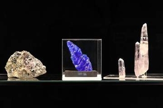 宮沢賢治の足跡をたどったコレクション約100点を展示　岩手・石と賢治のミュージアム