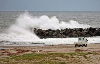 【台風15号】宮城県に最接近、風雨が強まる　仙台で最大瞬間風速21.0メートル　暴風・高波・土砂災害に警戒を