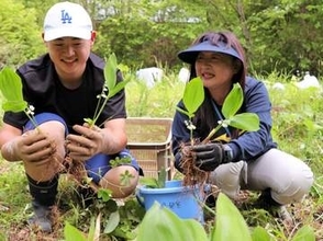 スズランと助け合いの気持ちを届けて72年　宮城・川崎の富岡中生　採取した株を修学旅行先などでプレゼント