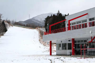 宮城の旧セントメリースキー場、12月27日にゲレンデ一部再開へ　家族連れの来場見込む