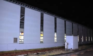 JR新庄駅の車庫に熊1頭が入り込む　山形県警などが箱わなで捕獲