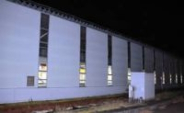 JR新庄駅の車庫に熊1頭が入り込む　山形県警などが箱わなで捕獲