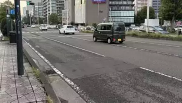 仙台・五橋2丁目の国道で陥没　市が25日に詳細調査