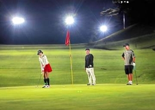 ナイターゴルフいかが?　宮城・松島国際CCが新サービス　2ホールにLED照明設置、星空観望やドッグランにも