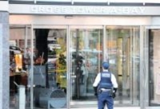 青森市中心部の商業ビルに熊が侵入　緊急銃猟で駆除