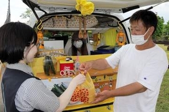 幸せを呼ぶ黄色のキッチンカー　スパイスカレーの「あがらいん」が人気＜まるっと仙台・高砂＞
