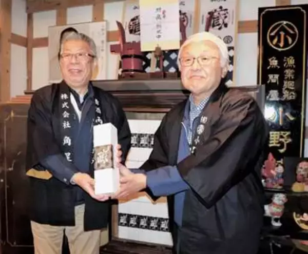 金庫で日本酒熟成　最後の貯蔵　宮城県気仙沼市の酒造会社「角星」と魚問屋「小野健商店」